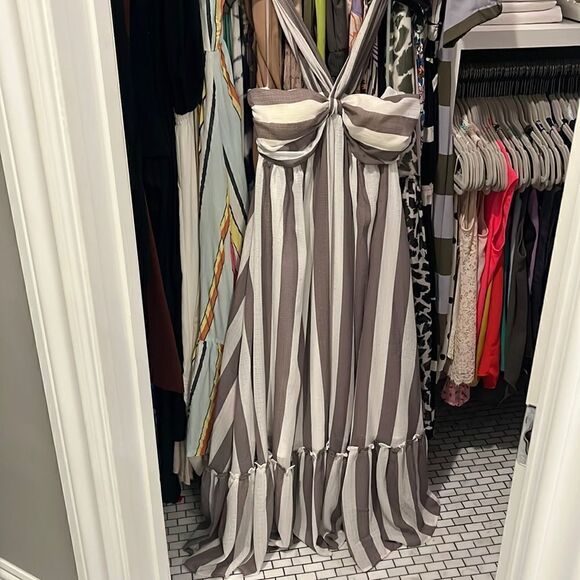 Vici Collection plum and white striped maxi dress, size Medium, new - Picture 1 of 4
